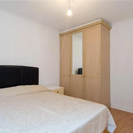 Luxury 2 Bed Docklands Appartamento